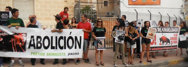 1ª Concentración Antitaurina en Blanca - 1, Foto 1