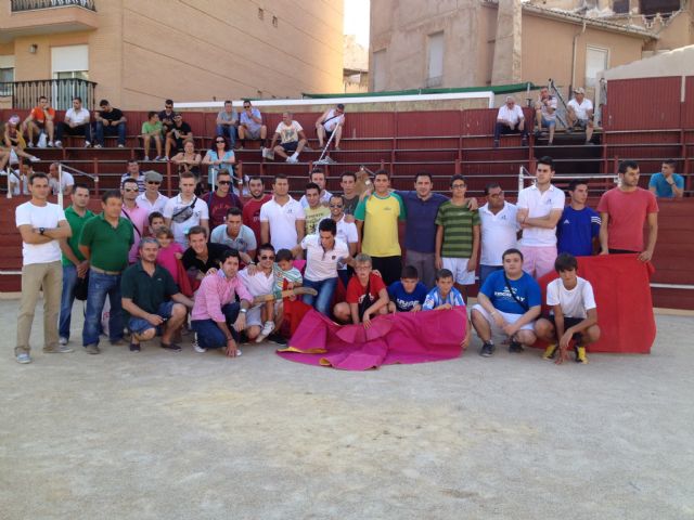 Desencajonamiento y magistral clase de toreo salón en Blanca - 2, Foto 2