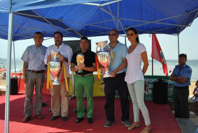 Miles de personas pudieron ver de cerca las 2 Eurocopas y la Copa del Mundo del Fútbol en La Manga - 1, Foto 1