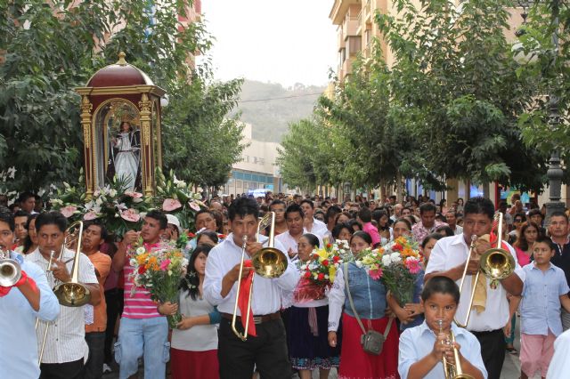 La Virgen del Cisne congrega en Mazarrn a centenares de fieles - 2