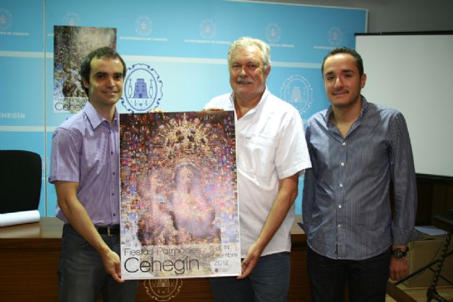 Tres mil fotografías componen el cartel anunciador de las Fiestas Patronales de Cehegín - 1, Foto 1
