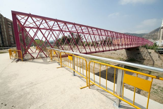 En marcha las últimas obras del paseo peatonal de la Rambla de Benipila - 1, Foto 1