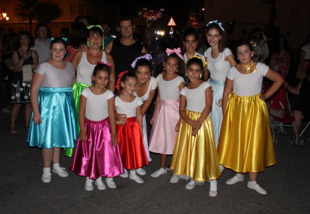 Las Fiestas Patronales torreñas viajan en el tiempo a la espera de las carrozas - 2, Foto 2