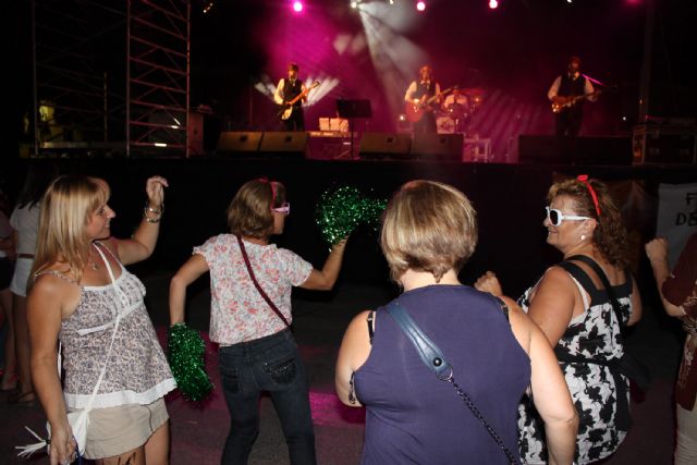 Las Fiestas Patronales torreñas viajan en el tiempo a la espera de las carrozas - 5, Foto 5