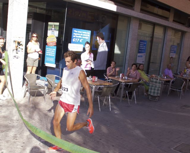 xito de participacin de la carrera a favor de la Asociacin de Huesos de Cristal celebrada en Beniel - 1