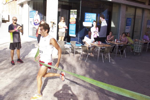 xito de participacin de la carrera a favor de la Asociacin de Huesos de Cristal celebrada en Beniel - 5