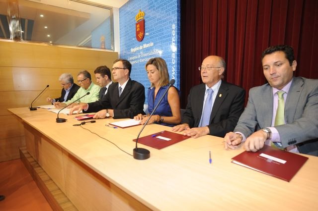 La Comunidad mejorará la eficiencia energética en cinco municipios que dejarán de emitir anualmente 280.000 toneladas de CO2 - 1, Foto 1