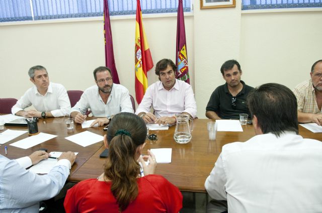 Empresarios y Ayuntamiento acercan posturas sobre la Ley de Libertad horaria de los Comercios - 2, Foto 2