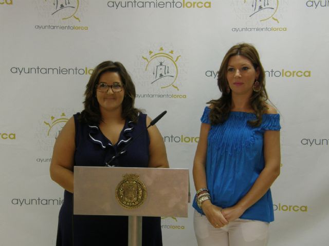 Un espectáculo especial de humor y baile, con las mejores piezas de canción española, actuación reservada para el Día del Mayor de la Feria y Fiestas de Lorca - 1, Foto 1