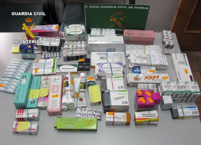 La Guardia Civil ha incautado 2.000 dosis de productos farmacéuticos ilícitos y más de un centenar de cajetillas de tabaco de contrabando - 1, Foto 1