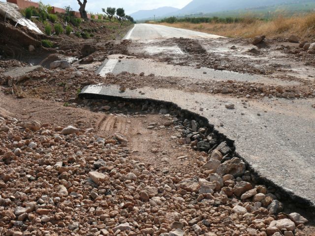 Ya se puede circular por la Carretera del Carche - 4, Foto 4