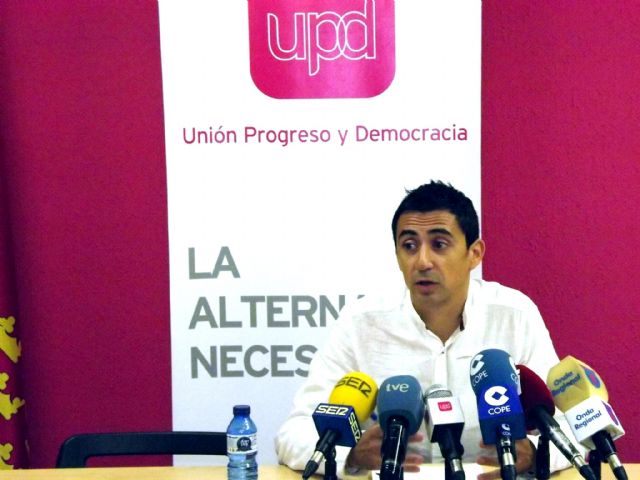 UPyD Murcia se opone radicalmente a eliminar el paso de autobuses de pedanías por el centro de la ciudad - 1, Foto 1
