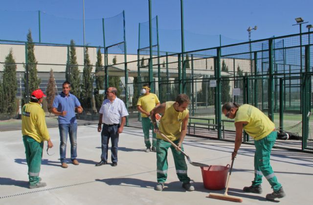 El Ayuntamiento mejora las instalaciones deportivas del municipio coincidiendo con la próxima puesta en marcha del Programa de Actividades Deportivas 2012/2013 - 1, Foto 1