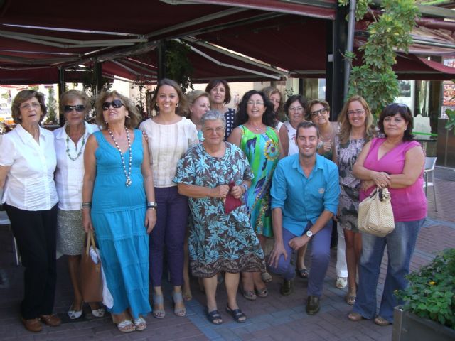 El PP se reúne con varias asociaciones de mujeres en Los Alcázares - 1, Foto 1