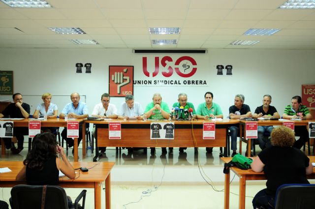 Manifiesto en defensa de las empleadas y los empleados públicos y los servicios públicos - 2, Foto 2