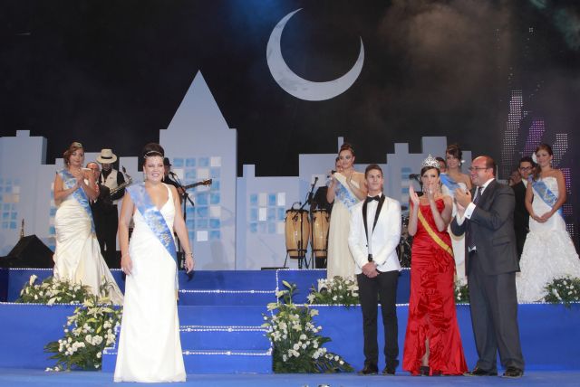 Laura Mateos fue coronada como Reina de las Fiestas 2012 de Puerto Lumbreras - 1, Foto 1