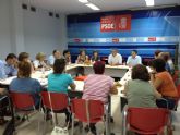 El PSOE exige que se devuelva la tarjeta sanitaria a los inmigrantes sin papeles
