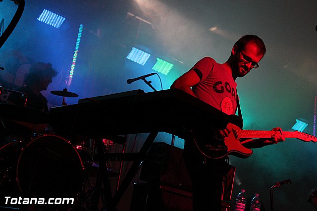 Ms de 800 personas disfrutaron de la noche solidaria del rock - 41