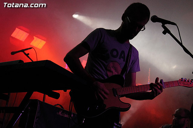 Ms de 800 personas disfrutaron de la noche solidaria del rock - 42