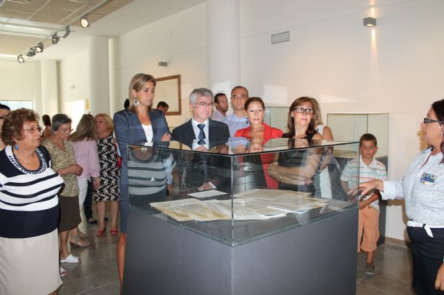 Placa homenaje de la Conmemoración de la Firma de la Carta de Población de Archena - 2, Foto 2