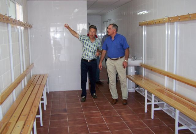 El campo de fútbol Hermanos Buitrago cuenta ya con nuevos vestuarios - 1, Foto 1