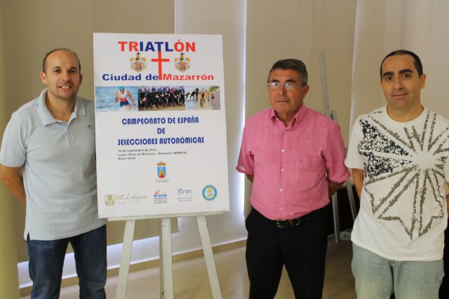 Más de 200 atletas llegarán a Mazarrón para disputar el I Triatlón de las Comunidades Autónomas - 1, Foto 1