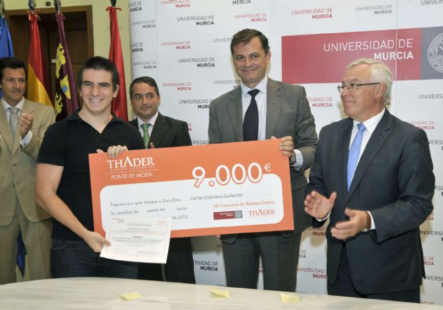 Un alumno de la Facultad de Letras gana el Premio de Relato Corto Erasmus de la Universidad de Murcia - 3, Foto 3