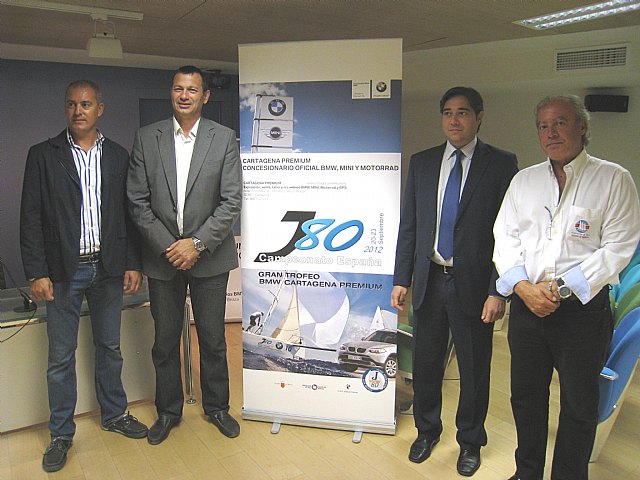 El director general de la Actividad Física y el Deporte durante la presentación del Gran Trofeo BMW Cartagena Premium del Campeonato de España J80 2012 - 1, Foto 1