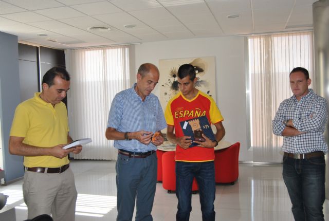 El Alcalde recibe en el Ayuntamiento a Lorenzo Albaladejo - 1, Foto 1