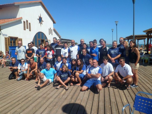 El totanero Jose Miguel Cano particip en la 9ª edicin de la Travesa del Mar Menor 