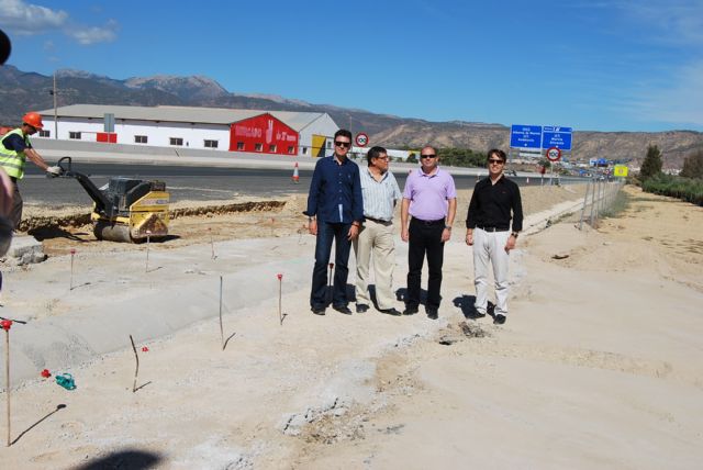 El Ayuntamiento de Alhama apuesta decisivamente por el sector industrial como fuente segura de empleo, Foto 3