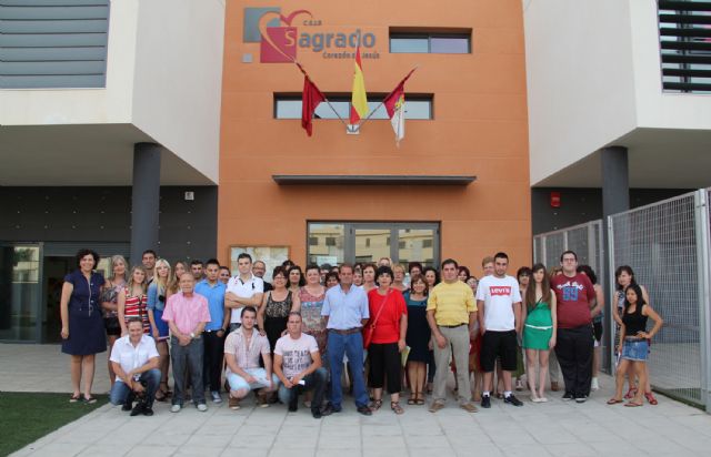 Más de 150 alumnos comienzan el curso en el Centro de Educación de Adultos de Puerto Lumbreras - 1, Foto 1