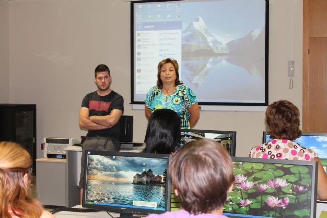 El Vivero de Empresas para Mujeres comienza su actividad tras el verano con un curso de informática, Foto 2