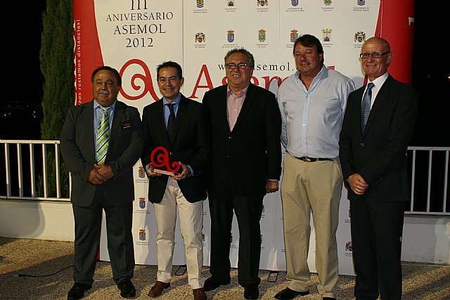 El Ayuntamiento de Lorquí recibe el Premio Institucional 2012 por su colaboración con la Asociación de empresarios y comerciantes de la Vega Media - 1, Foto 1