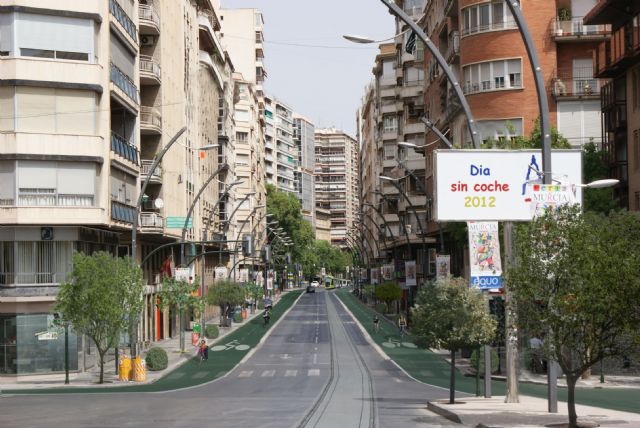 EQUO RM denuncia la desidia y los continuos compromisos incumplidos del Ayuntamiento de la capital en materia de movilidad sostenible - 1, Foto 1