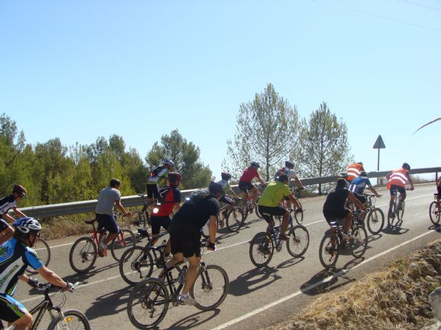 134 ciclistas pedalean hasta el Pantano de Puentes con los Juegos del Guadalentín - 1, Foto 1