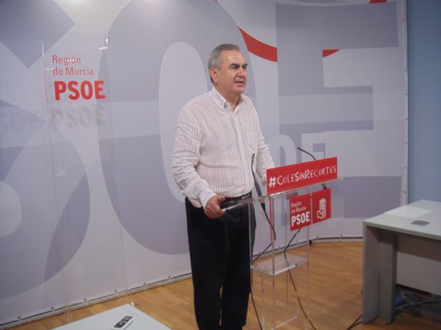 González Tovar: Valcárcel se esconde mientras en la región aumenta la pobreza y se destruyen más empresas que la media española - 1, Foto 1