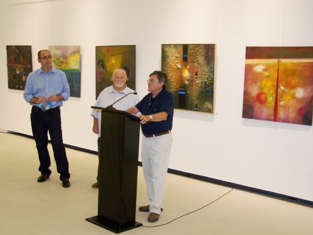 El pintor valenciano Juan Alcón expone su obra en el Auditorio de Águilas - 2, Foto 2
