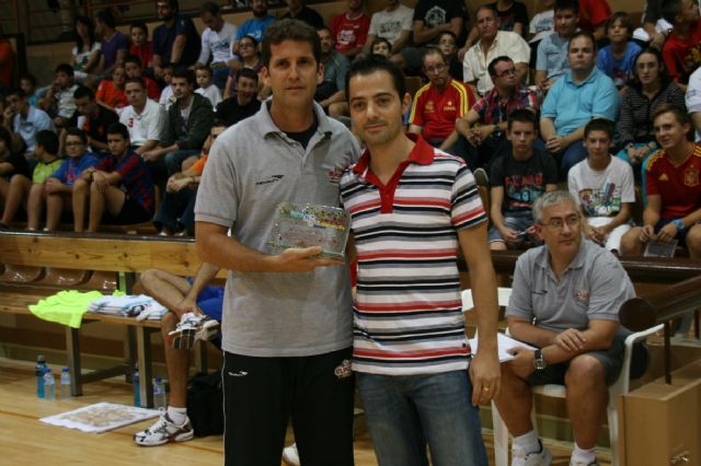 Un éxito el torneo benéfico ElPozo Murcia-Jumilla FS a favor de Cáritas Interparroquial de Yecla - 1, Foto 1