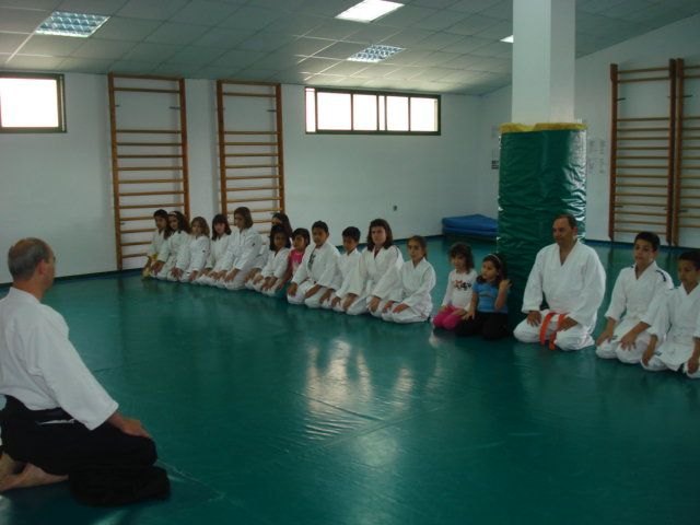 The Aikido school sports start operating on Monday October 1, in the multipurpose room of the School Board., Foto 2