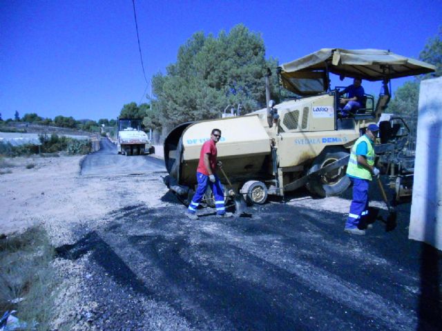 Acometen obras de acondicionamiento y asfaltado en el camino de la Verja, que se encuentra en la diputación de Mortí - 4, Foto 4