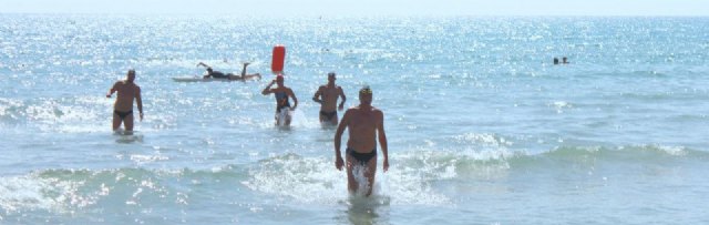 El totanero Jos Miguel Cano particip en la ltima travesa a nado de la liga alicantina - 3