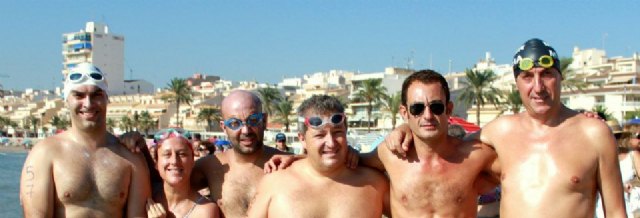 El totanero Jos Miguel Cano particip en la ltima travesa a nado de la liga alicantina - 5