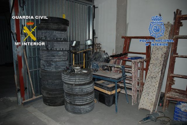 Desarticulado un grupo organizado dedicado al tráfico de drogas y a la sustracción de vehículos - 5, Foto 5