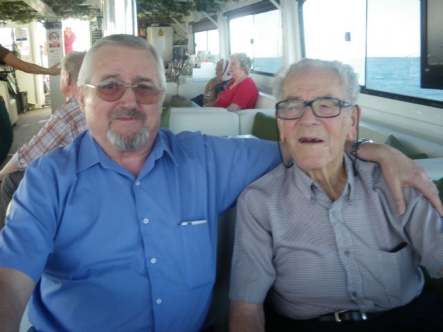 Usuarios de la Residencia y Centro de Día San Francisco de Águilas disfrutar de un precioso paseo en barco - 2, Foto 2