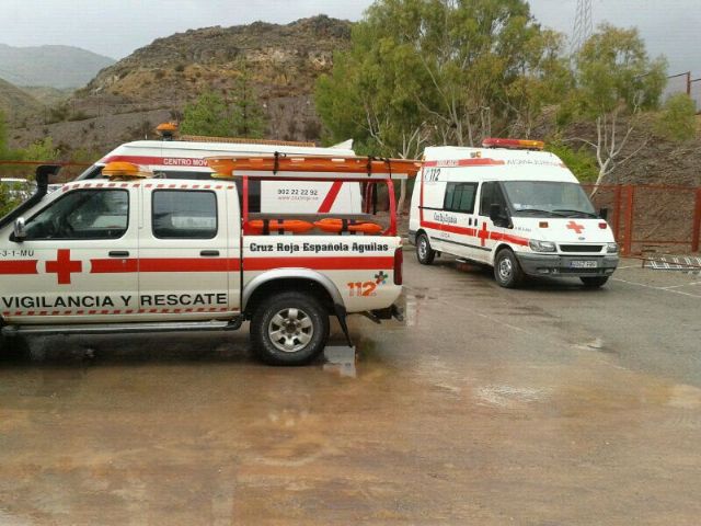 Cruz Roja de Águilas desplaza nuevos equipos a Lorca ante la situación en que se encuentra la ciudad tras las  lluvias caídas este mediodía - 1, Foto 1