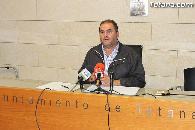 Rueda de prensa IU-verdes. Valoración Pleno septiembre 2012, Foto 1