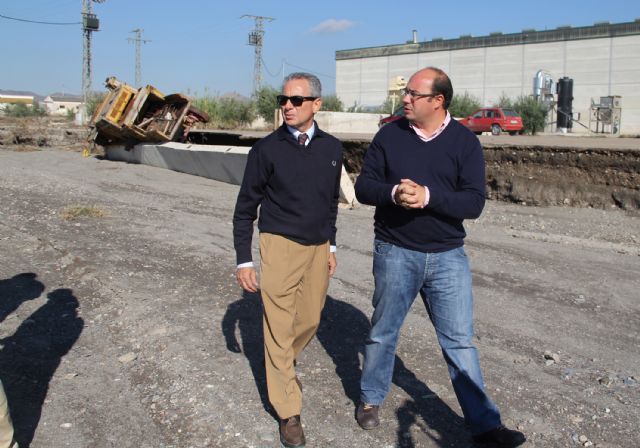 Técnicos de la Confederación Hidrográfica estudian los daños producidos por las inundaciones en Puerto Lumbreras - 3, Foto 3