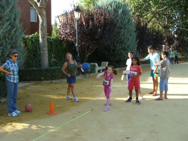 Los Juegos se reanudan con la celebración de Jugando al Atletismo en la Calle en la tarde del miércoles - 1, Foto 1