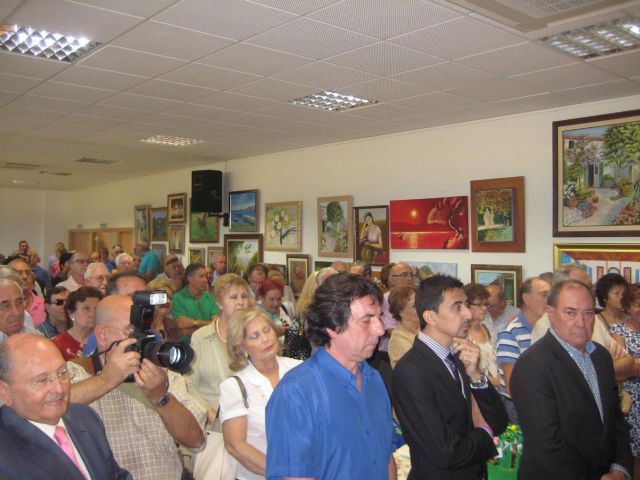 El Alcalde Cámara visita una exposición de artesanía en  el nuevo Centro Social de Mayores de San Antón - 2, Foto 2
